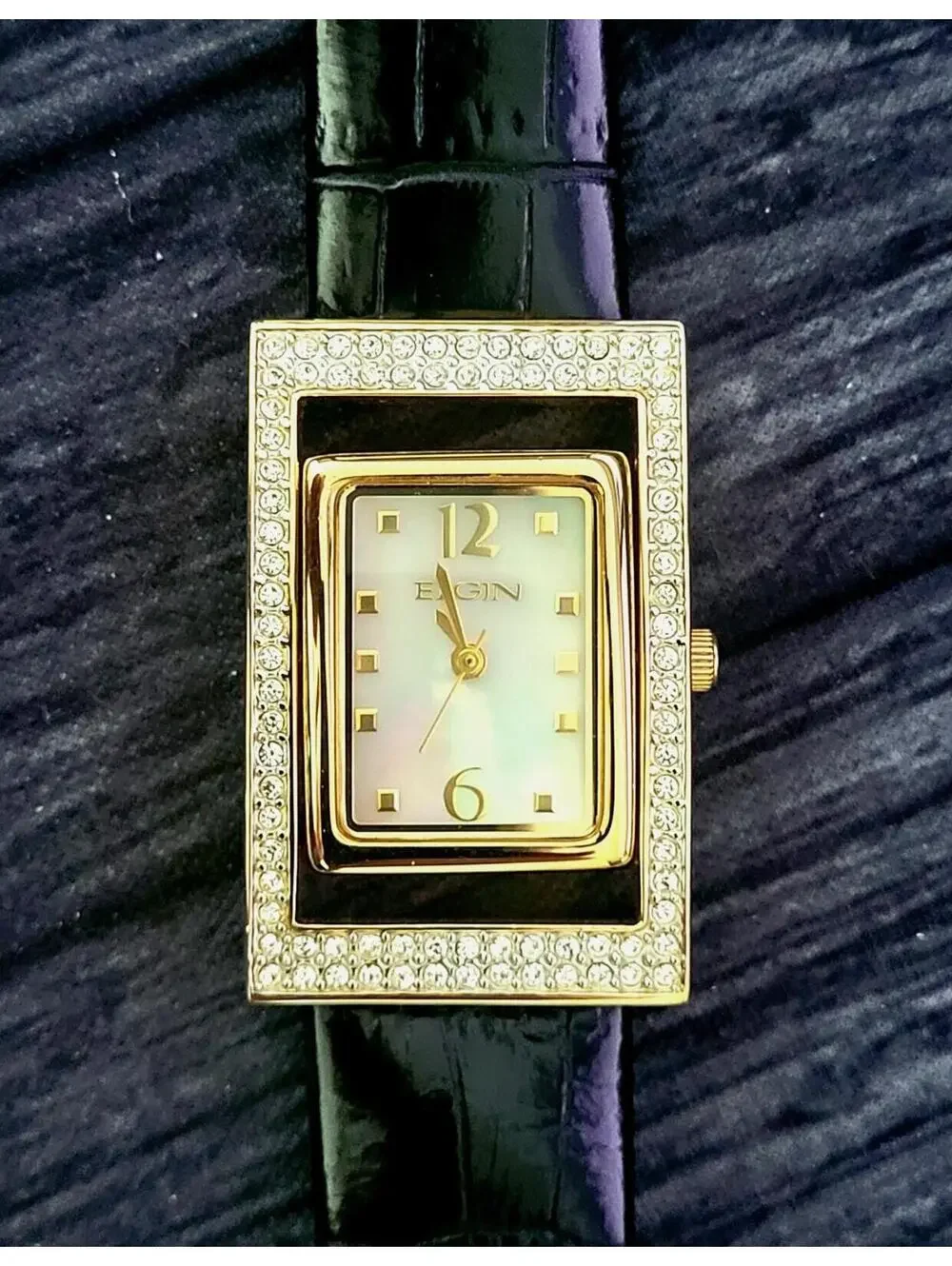 Very Rare Elgin Womans Watch Flip MOP‎ Dial Watch New In Box